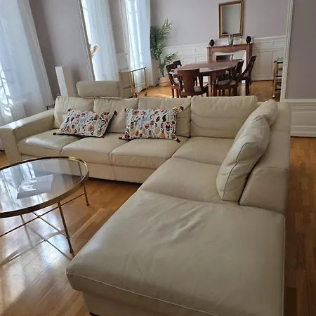 Apartment De Charme En Plein Centre Avec Spacieux Garage Prive Clermont-Ferrand