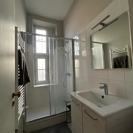 De Charme En Plein Centre Avec Spacieux Garage Prive Clermont-Ferrand